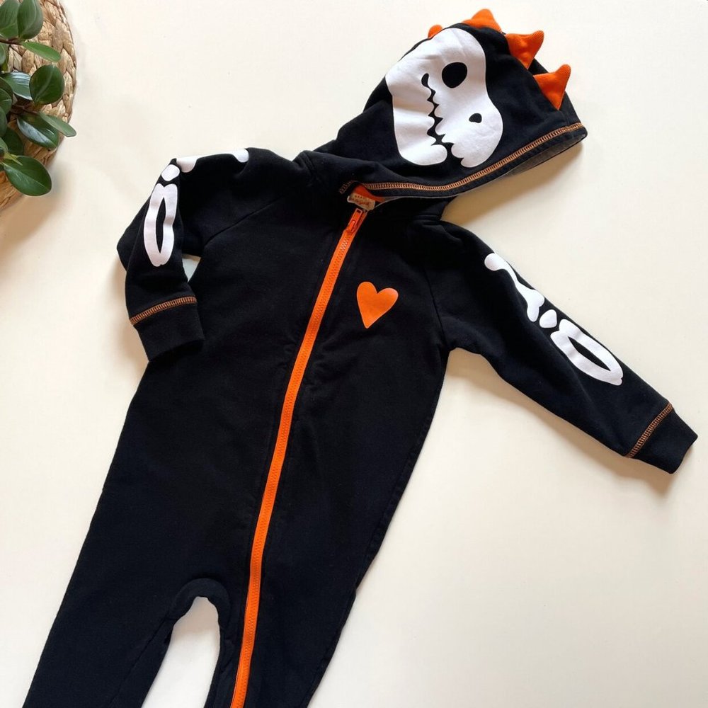 Cat & Jack Black Dinosaur Skeleton Halloween Heart Romper | 12-18m